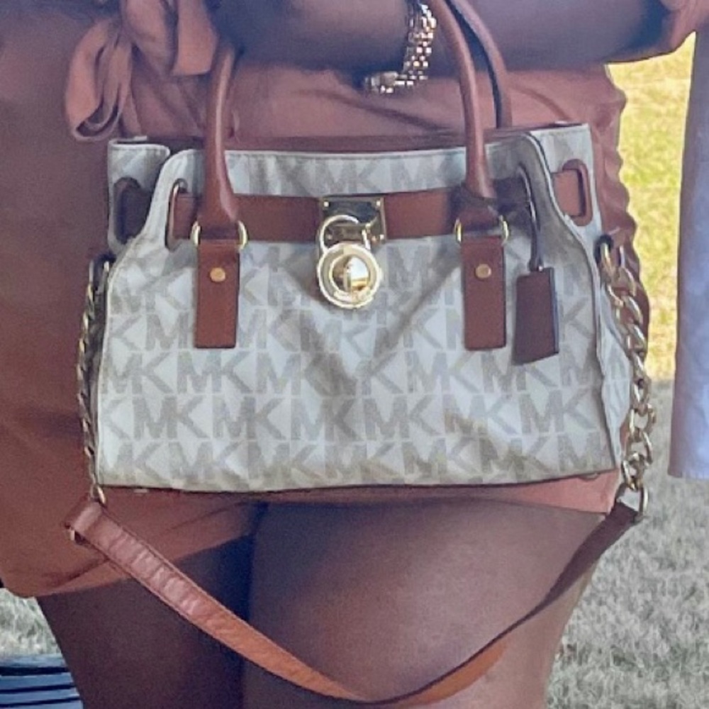 MK purse